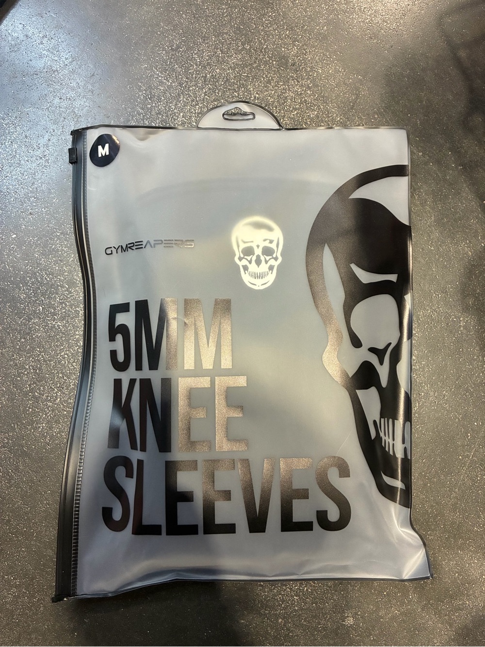 Gymreapers 5MM medium Knee Sleeves - Black/Grey